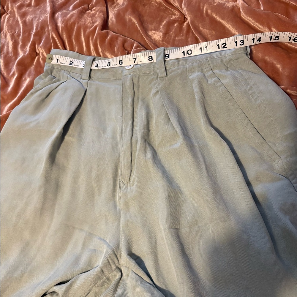 Tommy Bahama Silk Pleated Vintage High Waist Shorts Flattering 80s Retro Classic - Picture 5 of 8